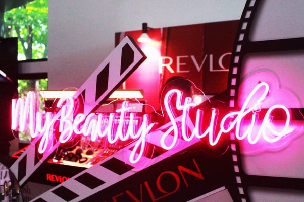 Revlon studio - 4-great-beauty-copywriting-examples-Copify-blog-3-1024x683-1